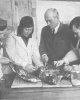 Практическое занятие студентов в препараторской 1938 г.