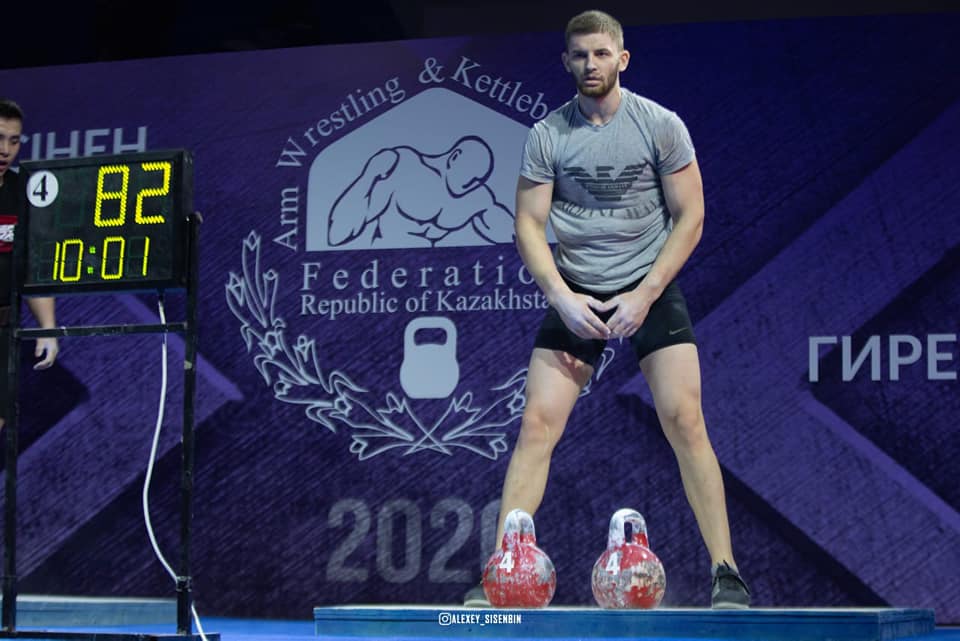 Золото и бронзу завоевали наши гиревики на Чемпионате страны 