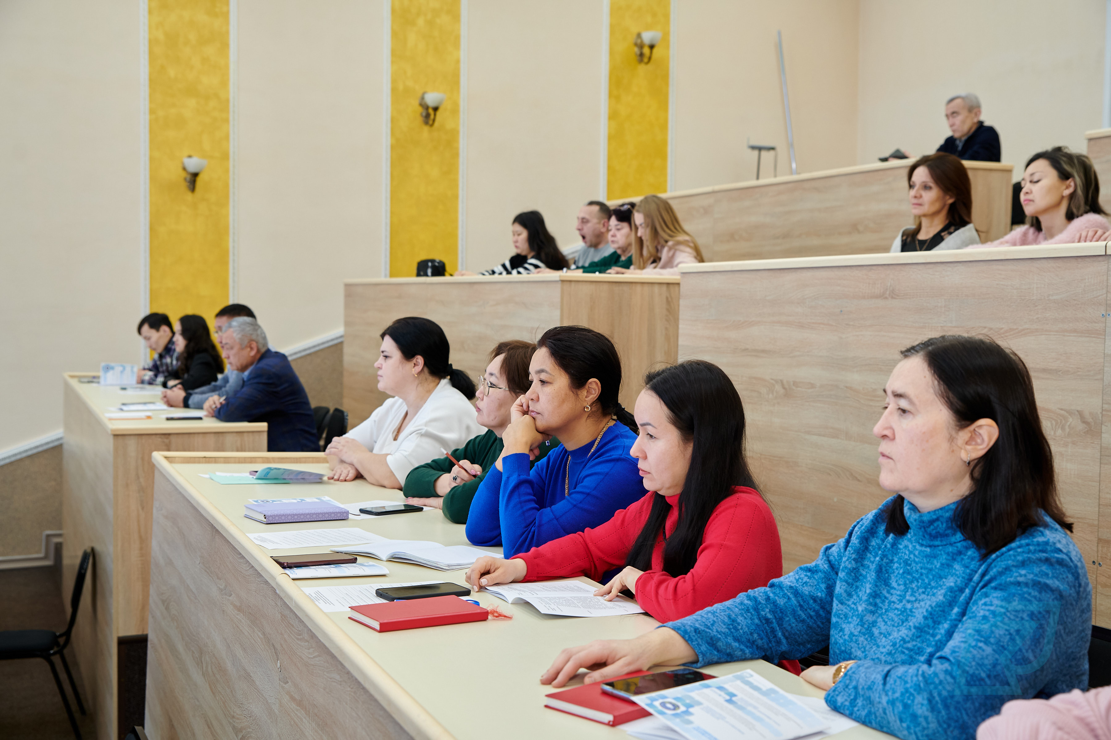 Начала работу Зимняя школа Kozybayev University