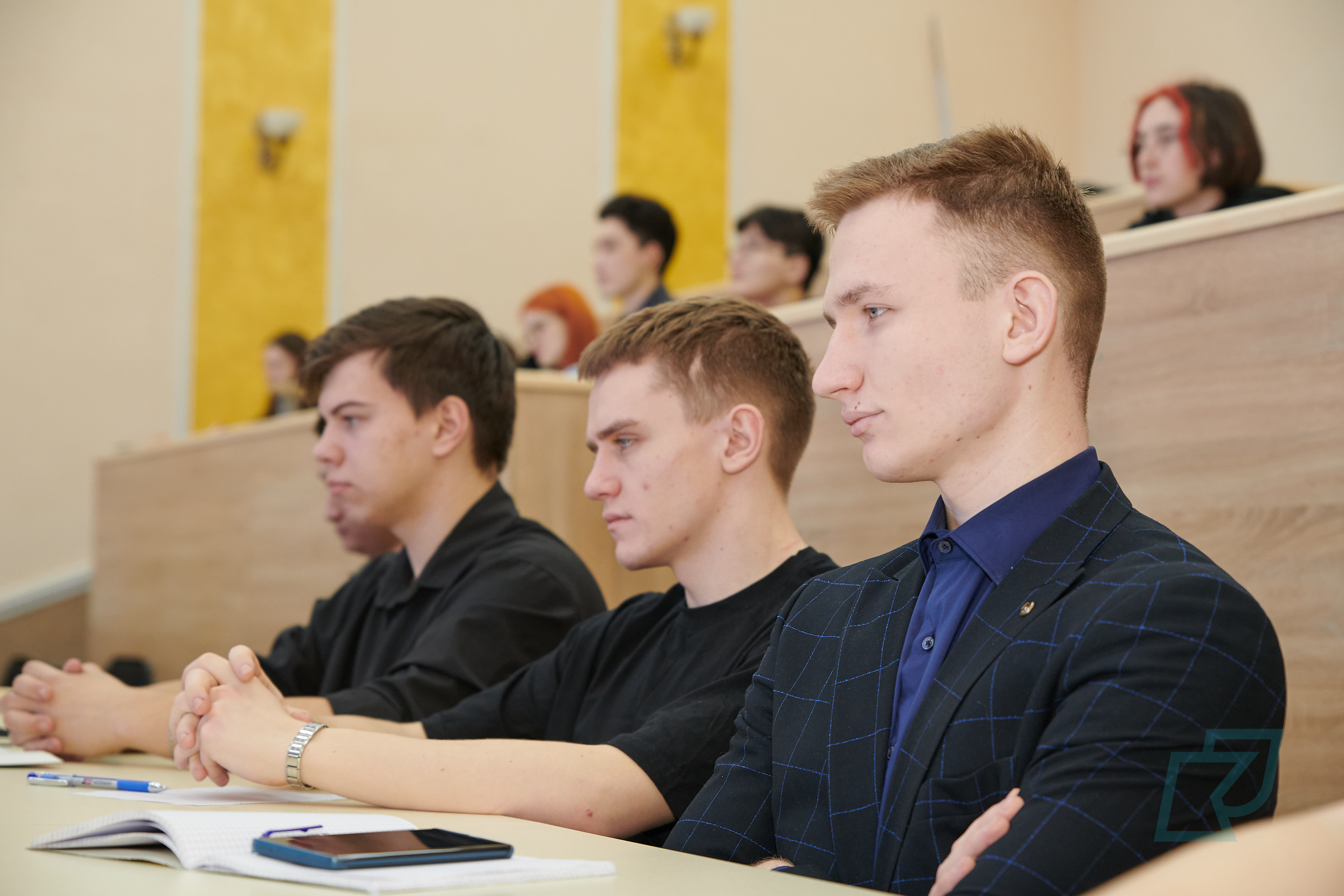 Как студенты помогают друг другу: уникальный проект по превенции суицидов