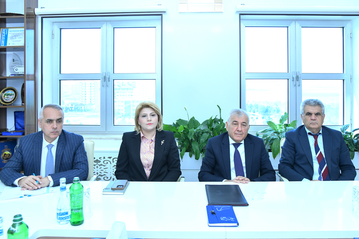 Официальный визит в Азербайджан