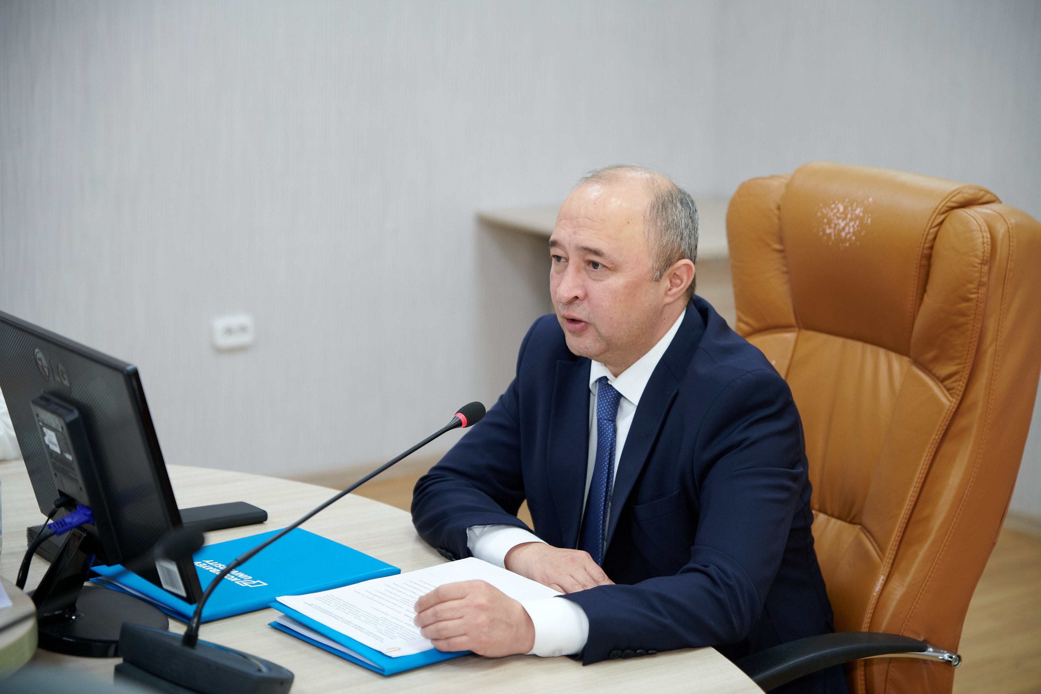 Әлемдік деңгейдегі ғалымдармен ынтымақтастық: қозыбаев университеті зерттеу әлеуетін нығайтады