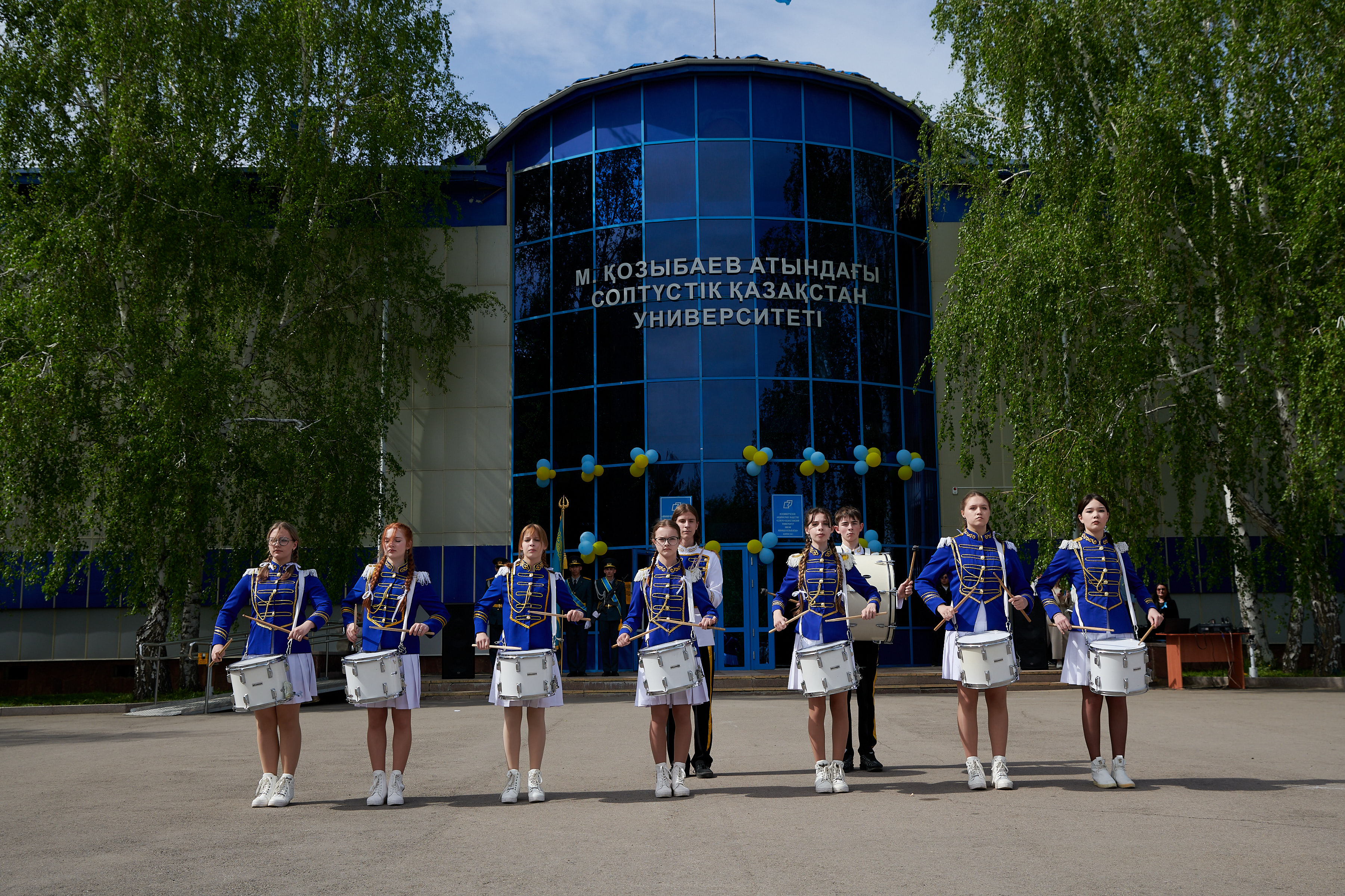 Отан қорғаушылар мен Жеңіс күніне мың тағзым!