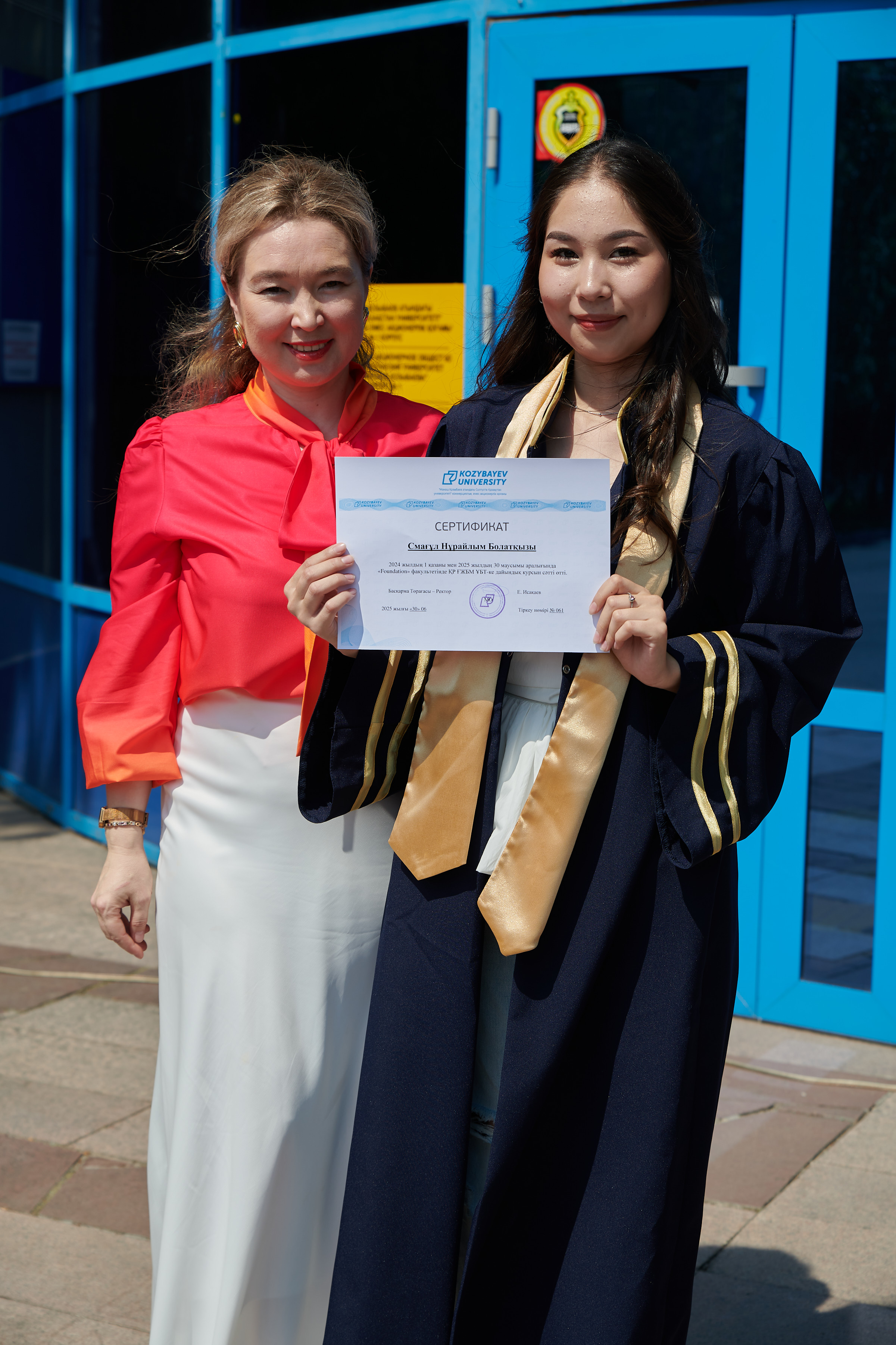 В добрый путь, выпускники факультета Foundation!
