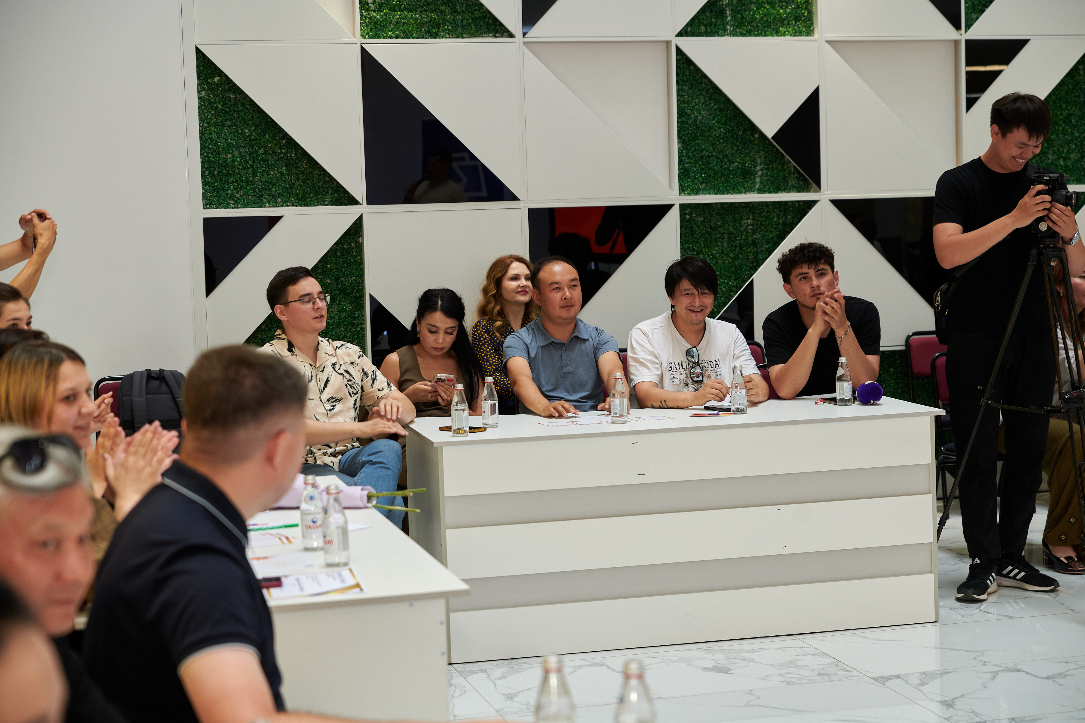 Kozybayev University поздравил журналистов с профессиональным праздником