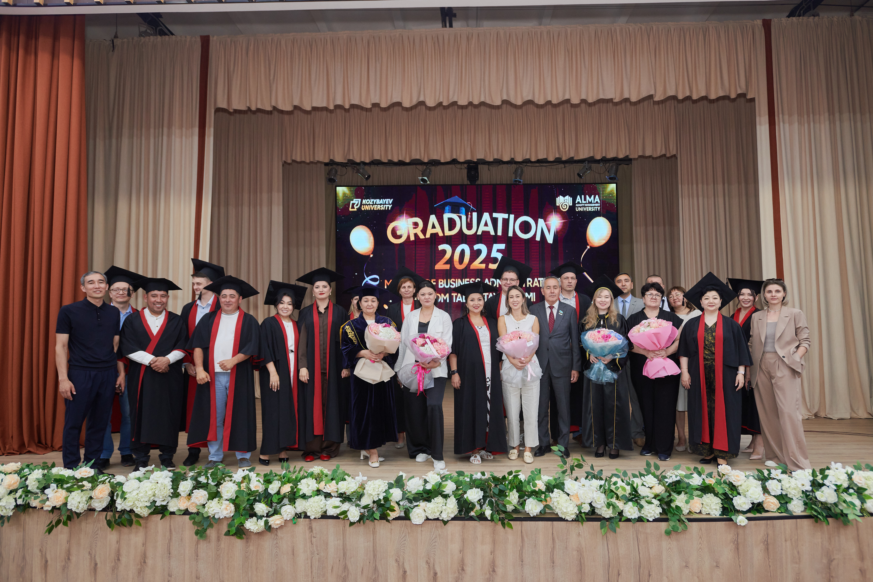 Қозыбаев университетінде MBA бағдарламасының алғашқы түлектері