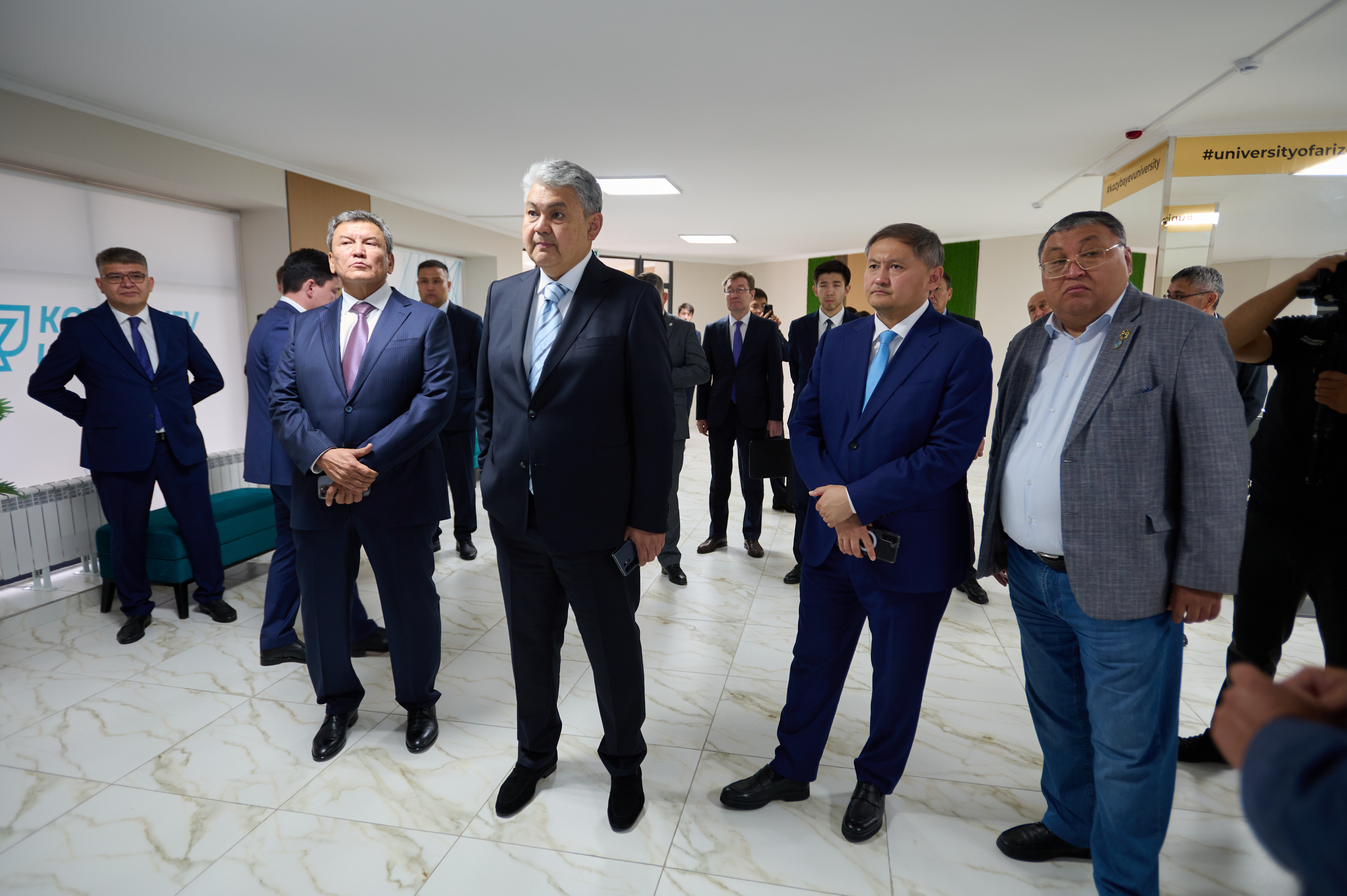Ермек Кошербаев встретился со студентами и учёными Kozybayev University