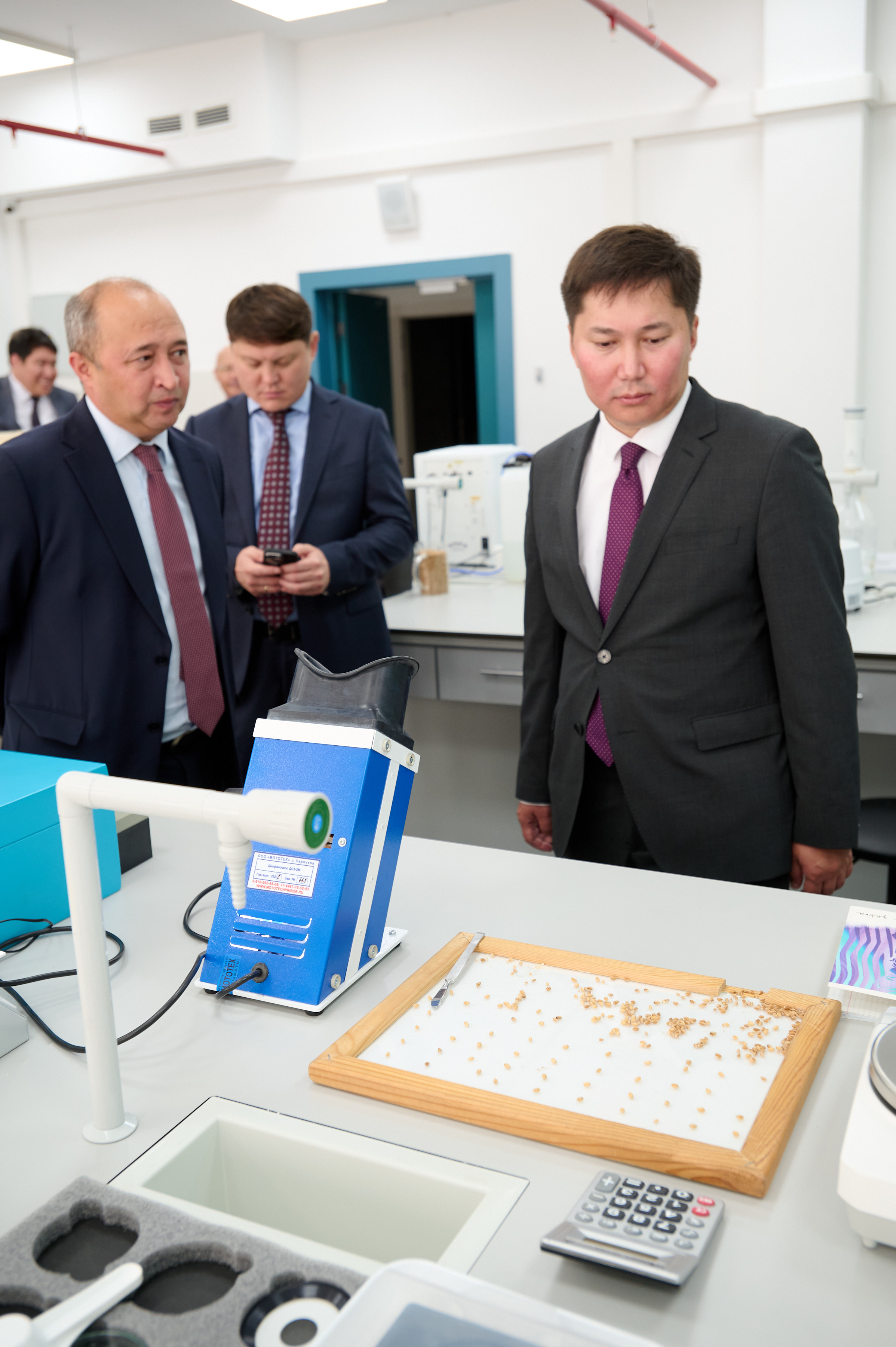Визит руководителя Бюро национальной статистики в Kozybayev University