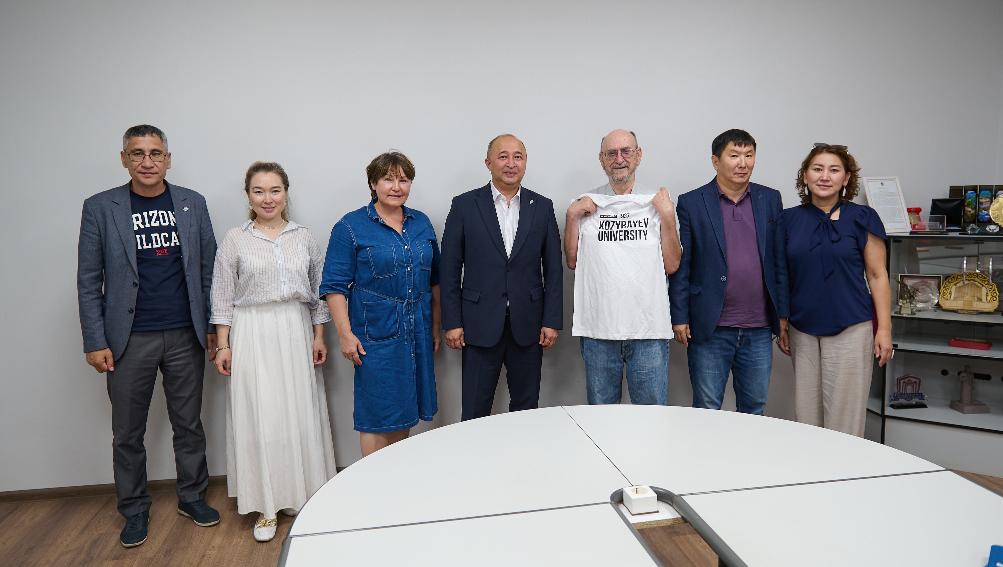 Научное партнерство с Университетом Аризоны выходит на новый уровень