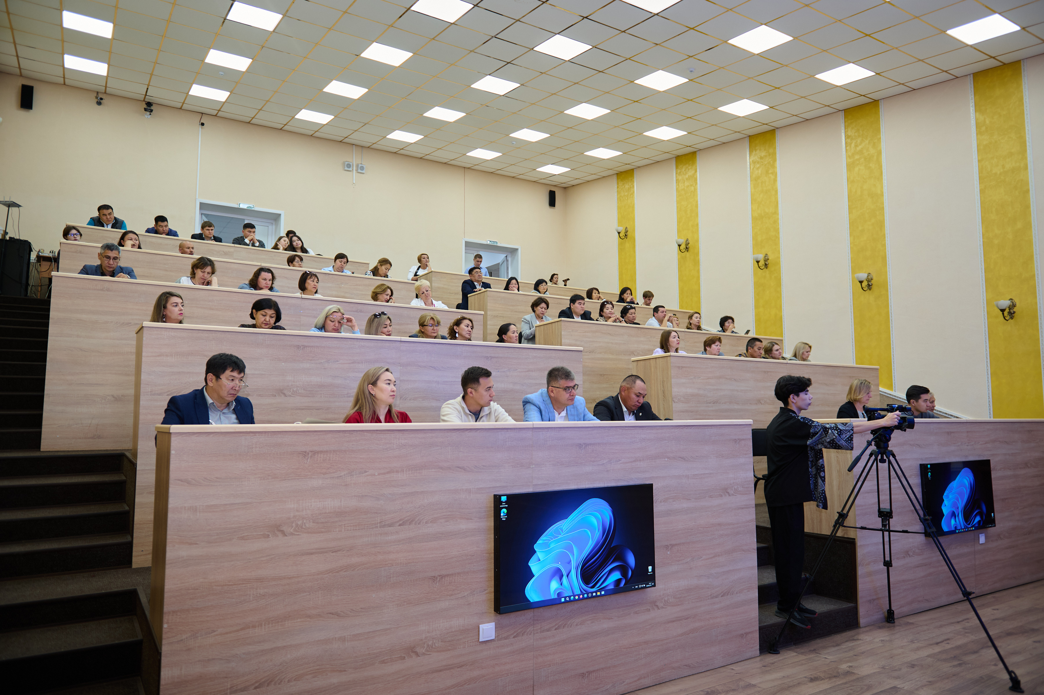 Коллектив Kozybayev University ознакомился с Посланием Президента РК