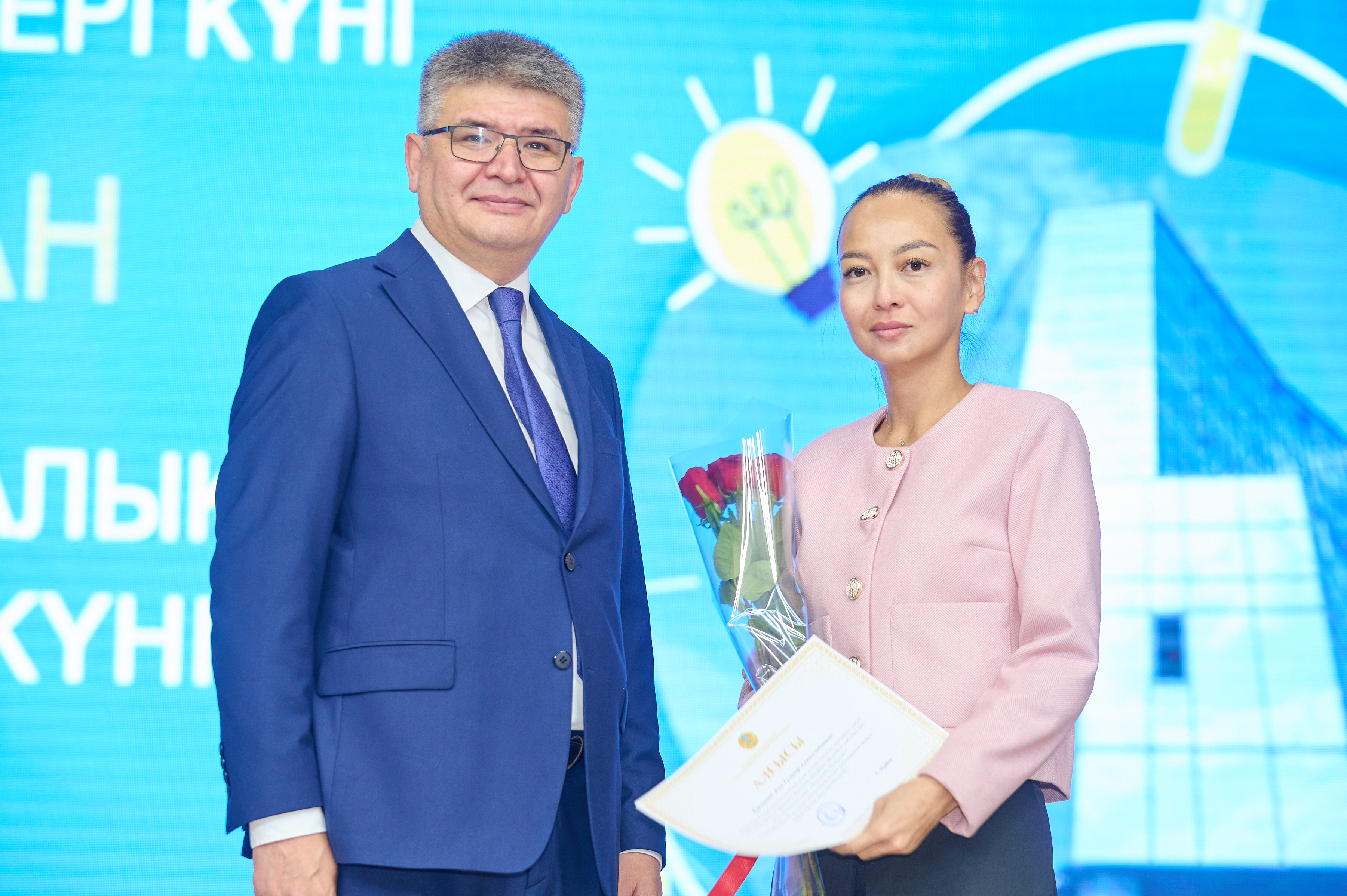 С праздником, уважаемые ветераны и коллеги!