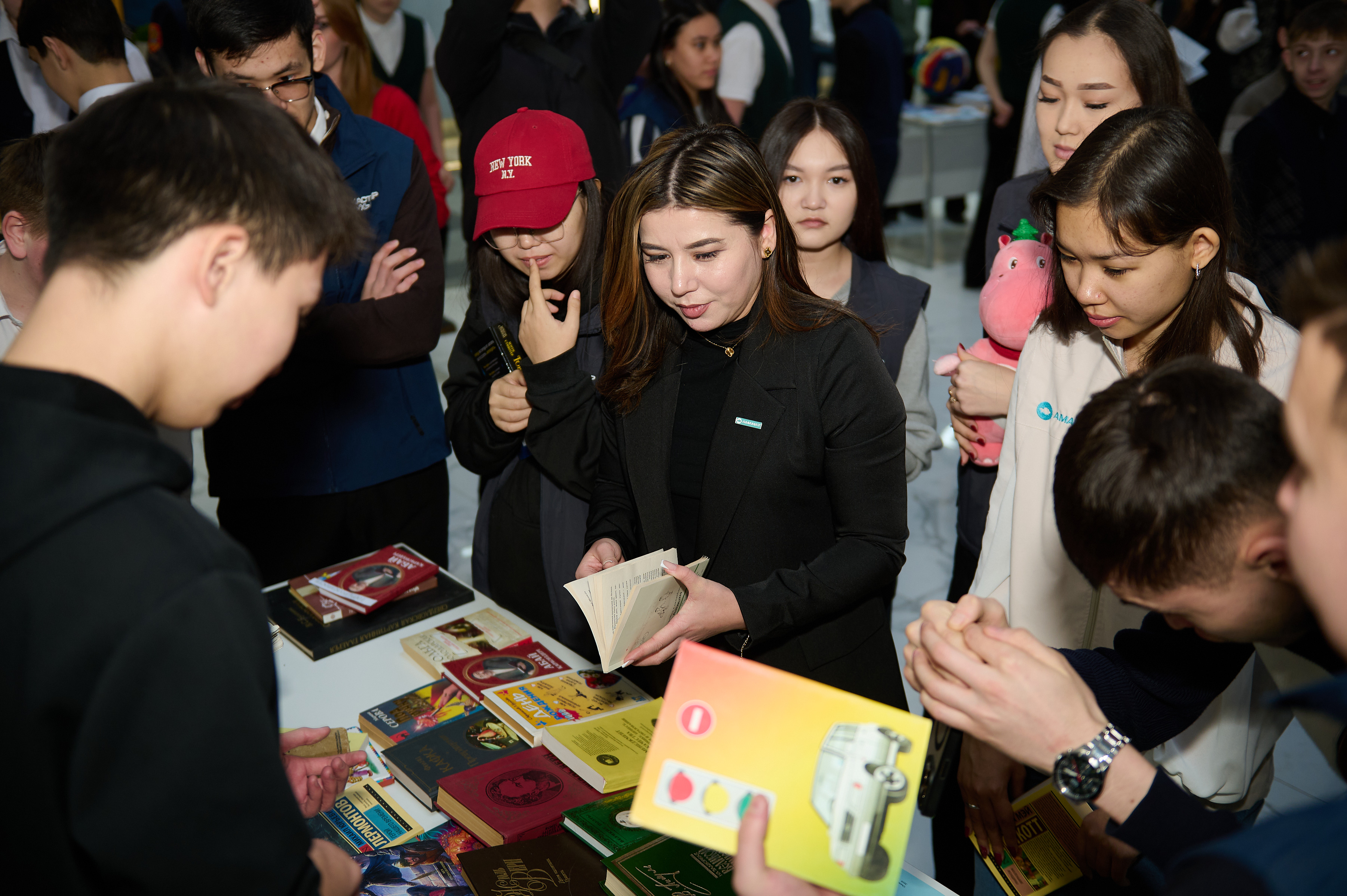 Обмен, переработка и забота об экологии: «Дармарка» проходит в Kozybayev University