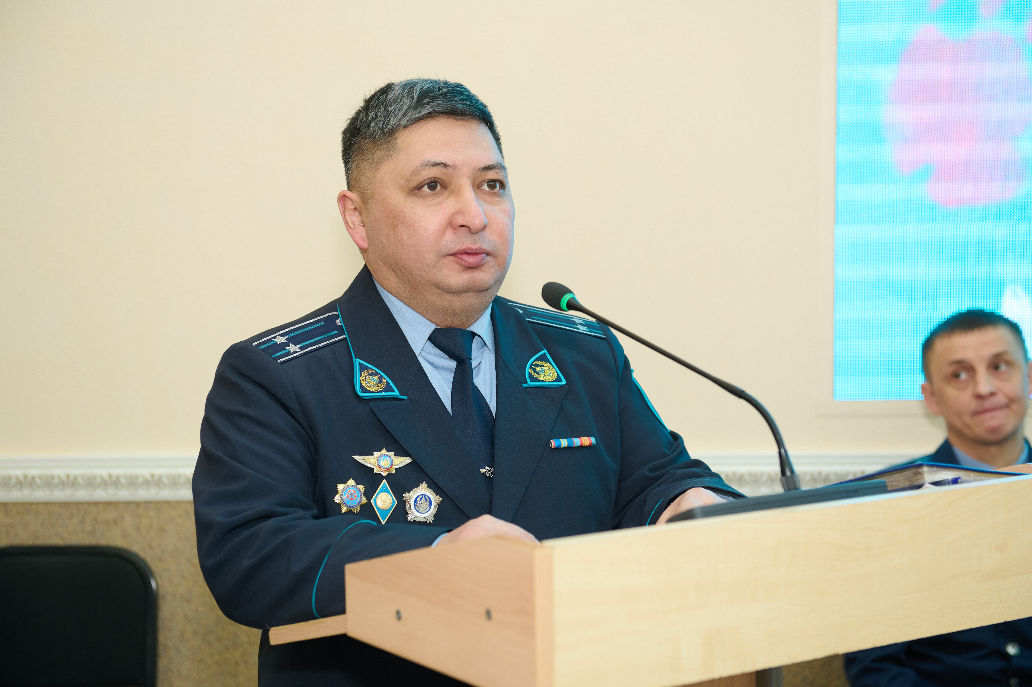 Вопросы прав женщин и противодействия экстремизму обсудили со студентами