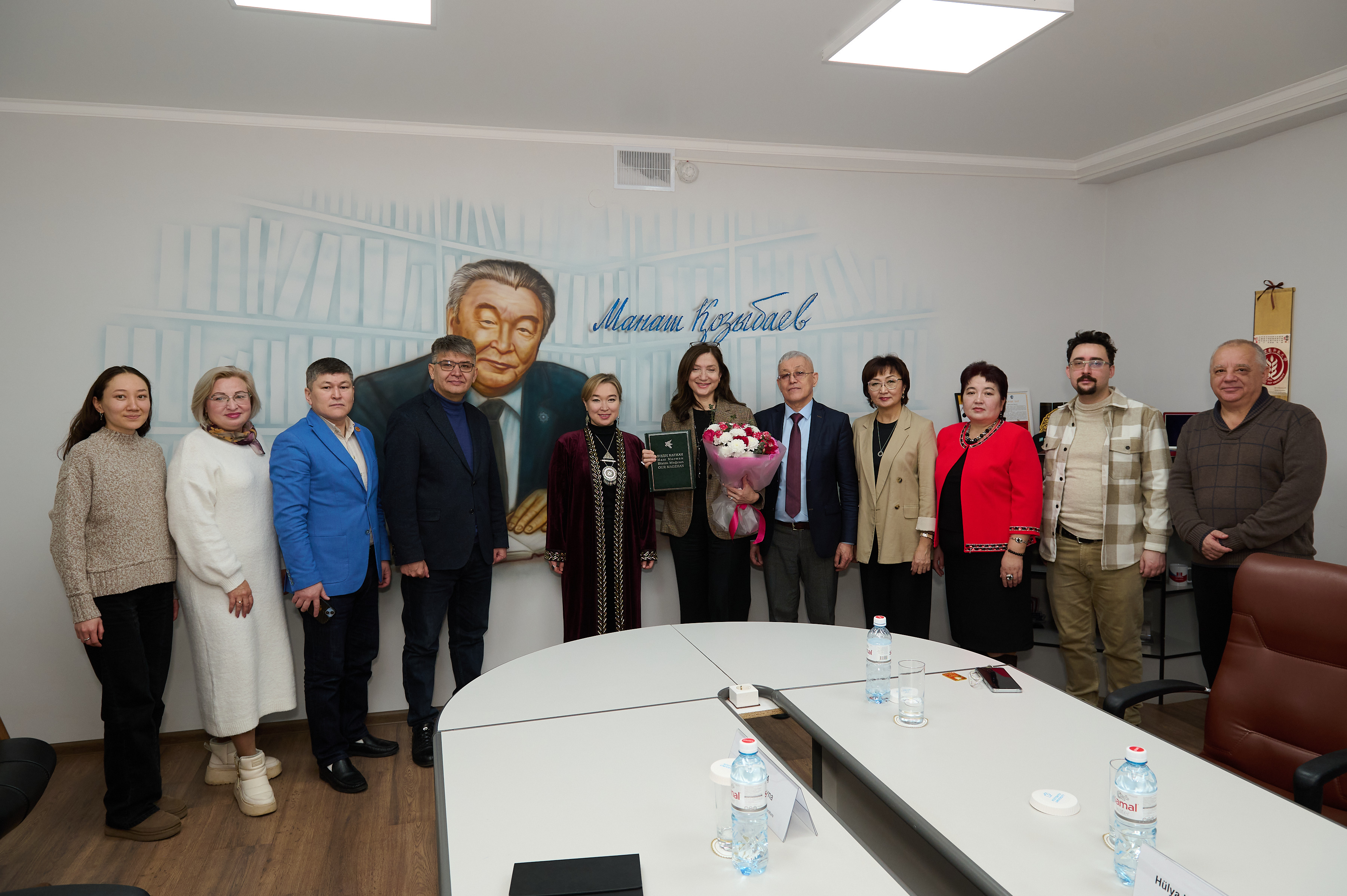 Профессор из Турции Хулия Ченгел прочитает лекции в Kozybayev University