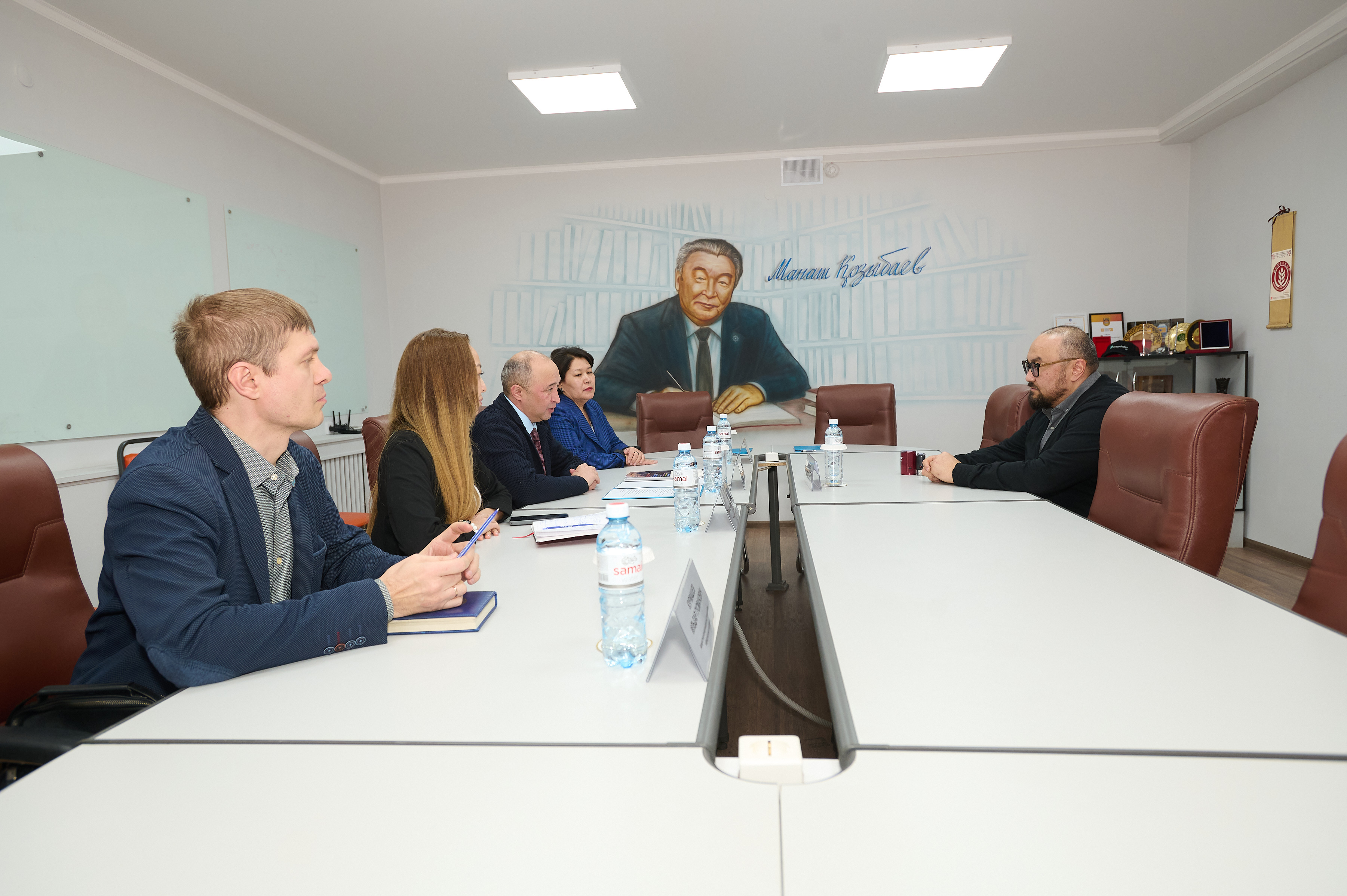 Kozybayev University и Soilephone запускают ИИ-консультанта для осуждённых