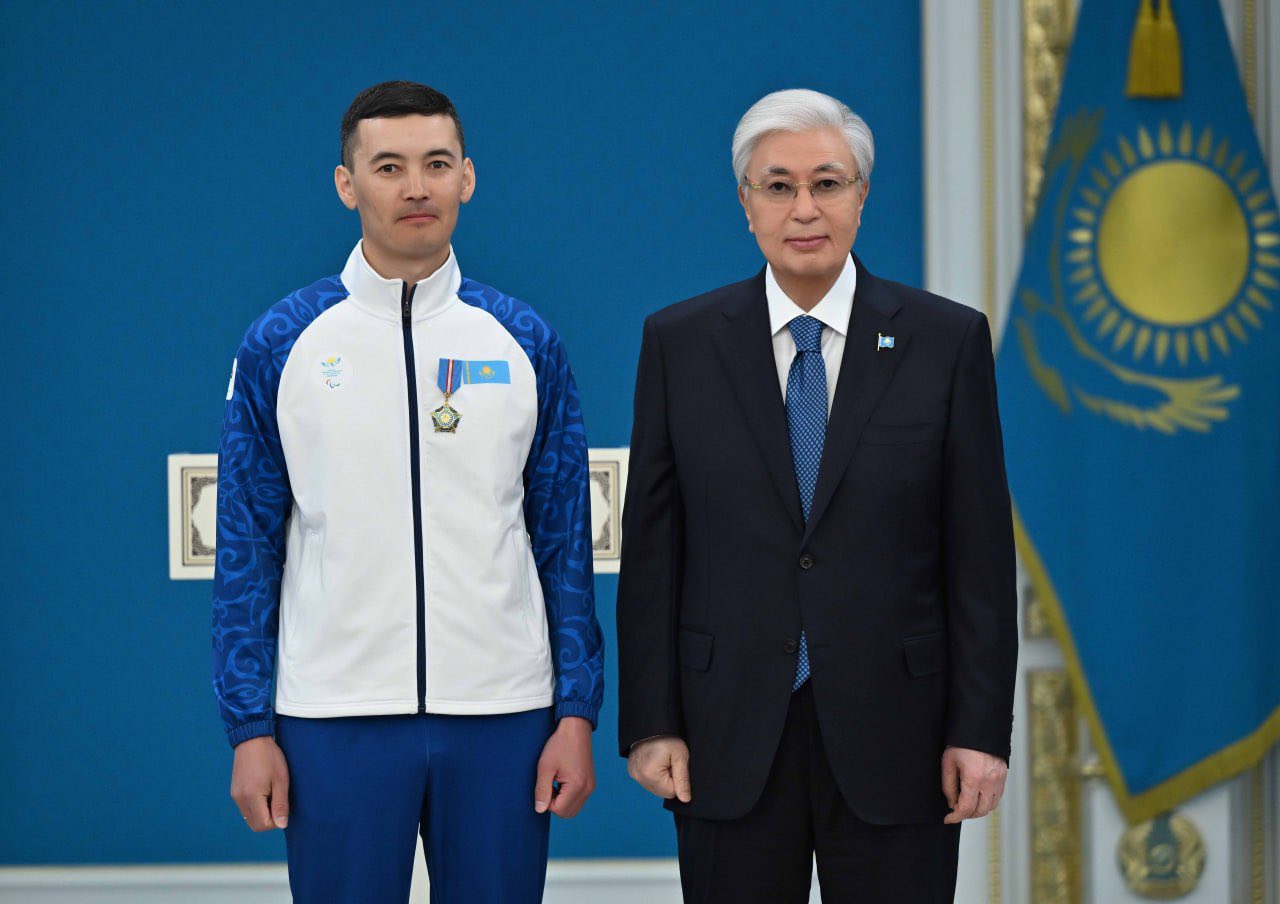 СТУДЕНТ KOZYBAYEV UNIVERSITY ЕРБОЛ ХАМИТОВ ПОЛУЧИЛ ОРДЕН «БАРЫС» ІІІ СТЕПЕНИ ИЗ РУК ПРЕЗИДЕНТА