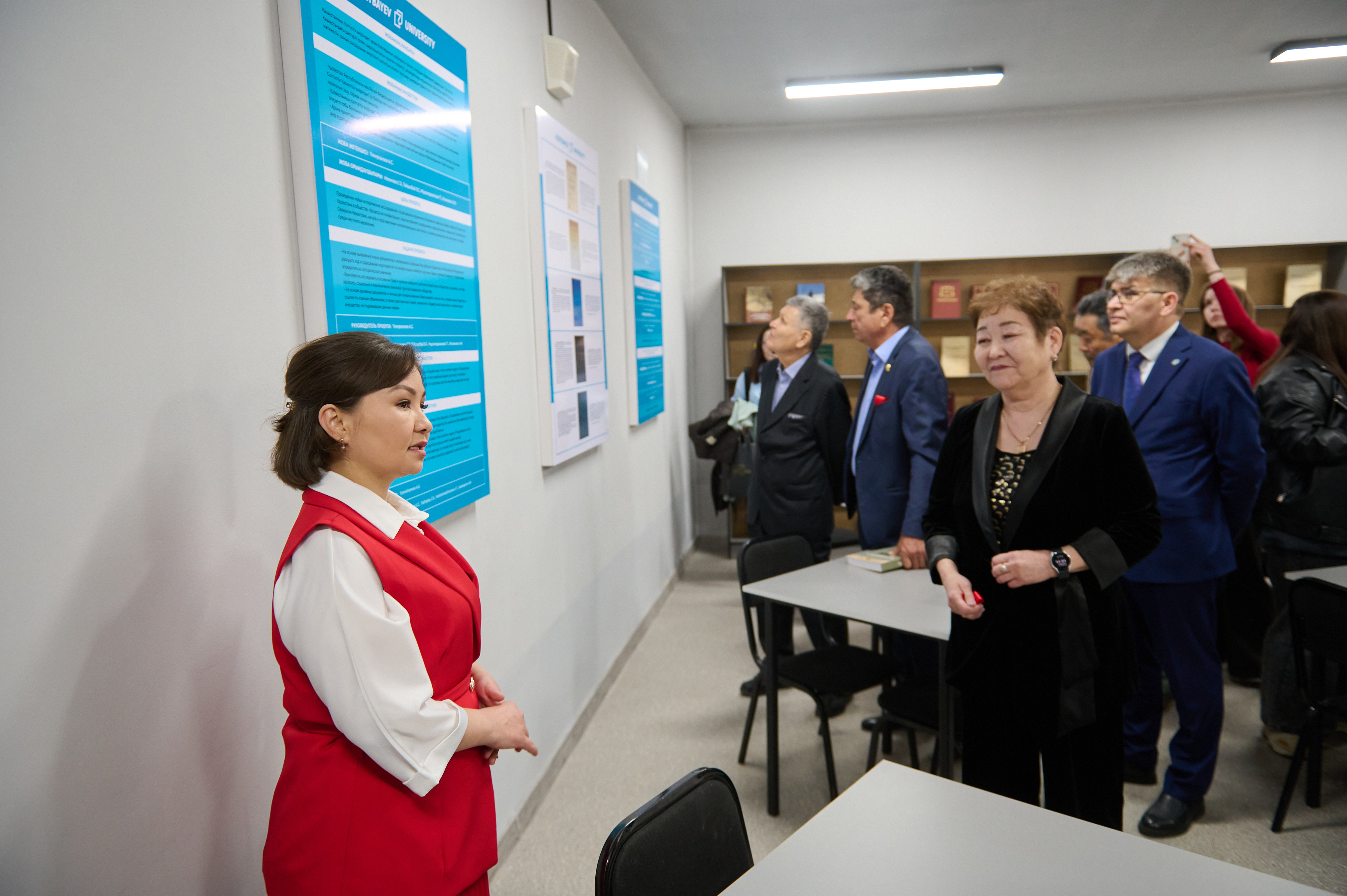 В Kozybayev University открыли два новых научных кабинета
