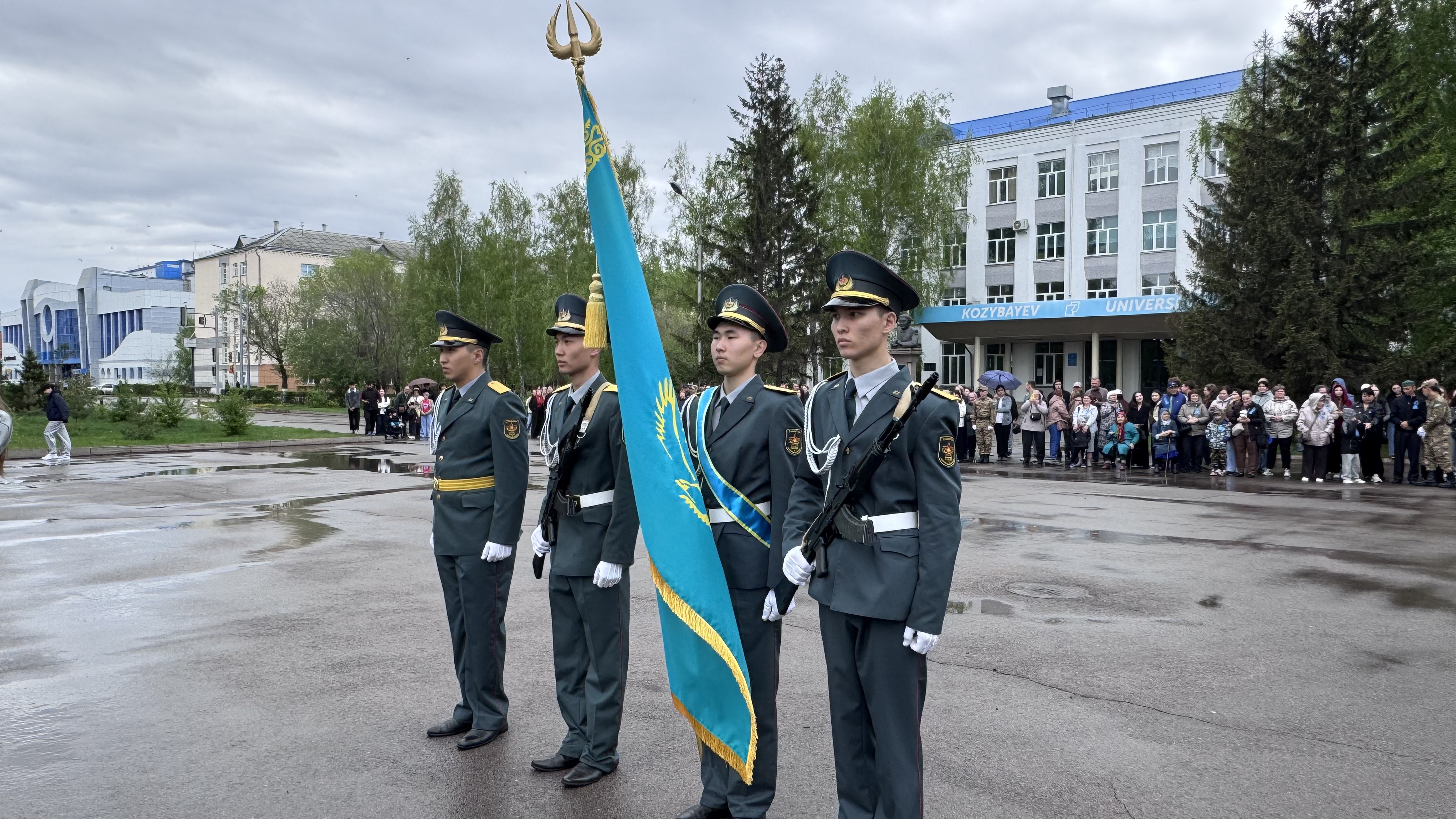 В преддверии Дня защитника Отечества студенты приняли военную присягу