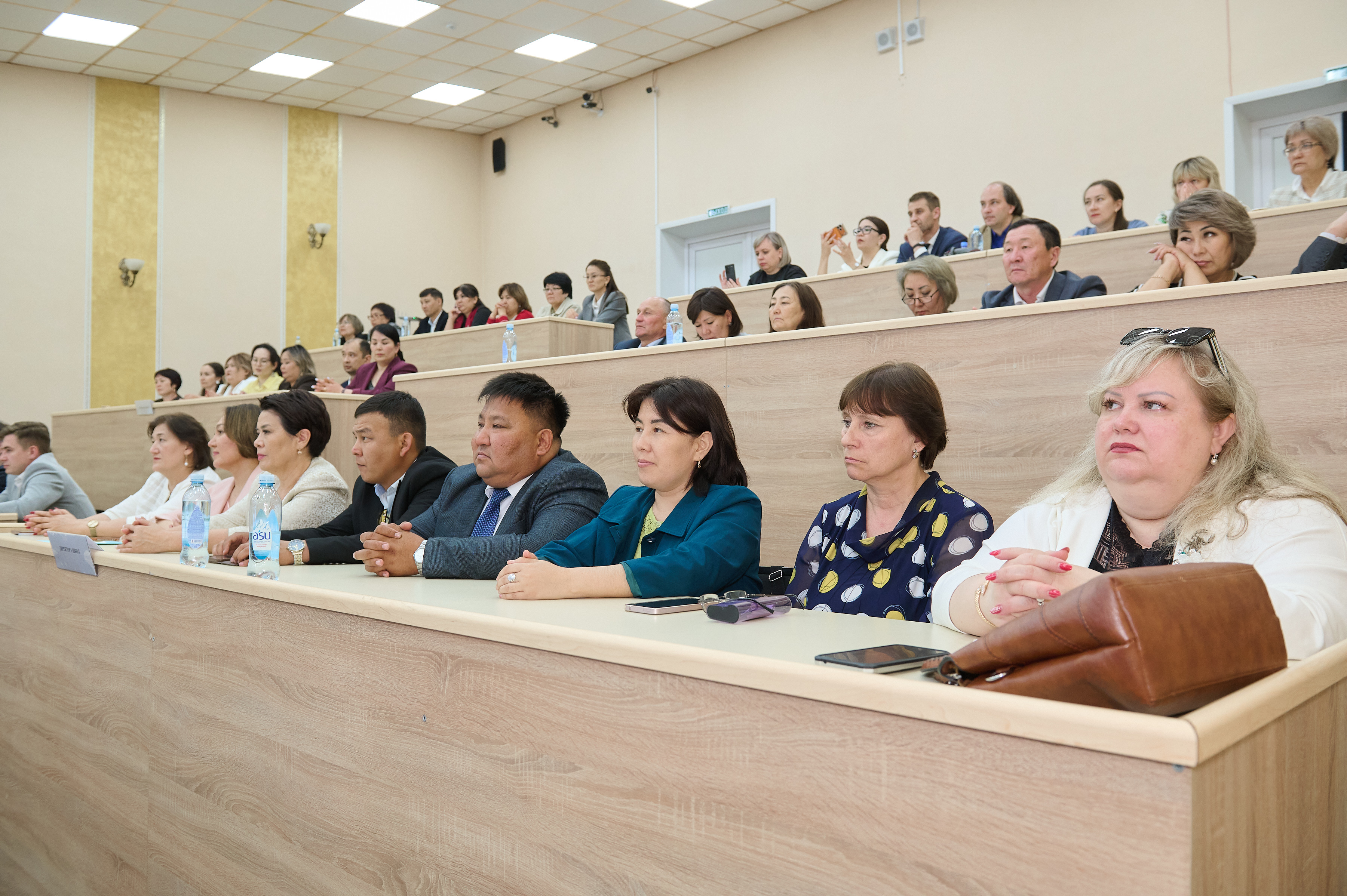 В KOZYBAYEV UNIVERSITY ПРОШЕЛ ПЕДАГОГИЧЕСКИЙ ФОРУМ ПО ВОПРОСАМ РАЗВИТИЯ РЕГИОНАЛЬНОГО ОБРАЗОВАНИЯ