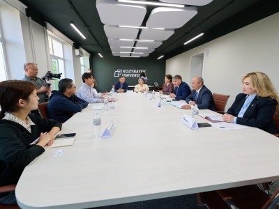 Жапонияның Ұлттық ауыл шаруашылығы және азық-түлік зерттеулері ұйымы (NARO) мен Hirosaki University делегациясымен кездесу