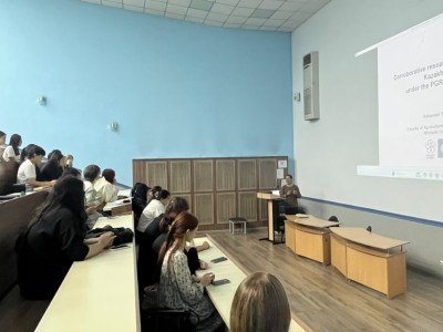 Жапониялық ғалым студенттерге өсімдіктердің генетикалық ресурстарын зерттеу нәтижелерімен бөлісті