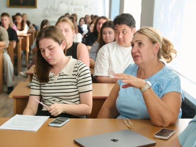 Ғылым мен практиканың диалогы: университетте су ресурстары саласындағы заманауи сын-қатерлер талқыланды