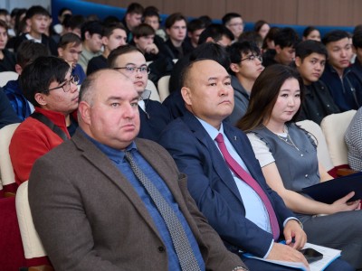 Мемлекеттік органдардағы мансап: студенттерге жұмысқа орналасу мүмкіндіктері таныстырылды