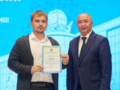 Қорытынды, марапаттар және ұрпақтар сабақтастығы: Kozybayev University-де ардагерлер, ұстаздар мен қызметкерлерге құрмет көрсетілді