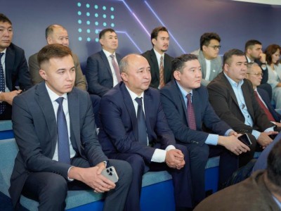 Kozybayev University жоғары білім беру қызметкерлері күніне арналған форумға қатысты