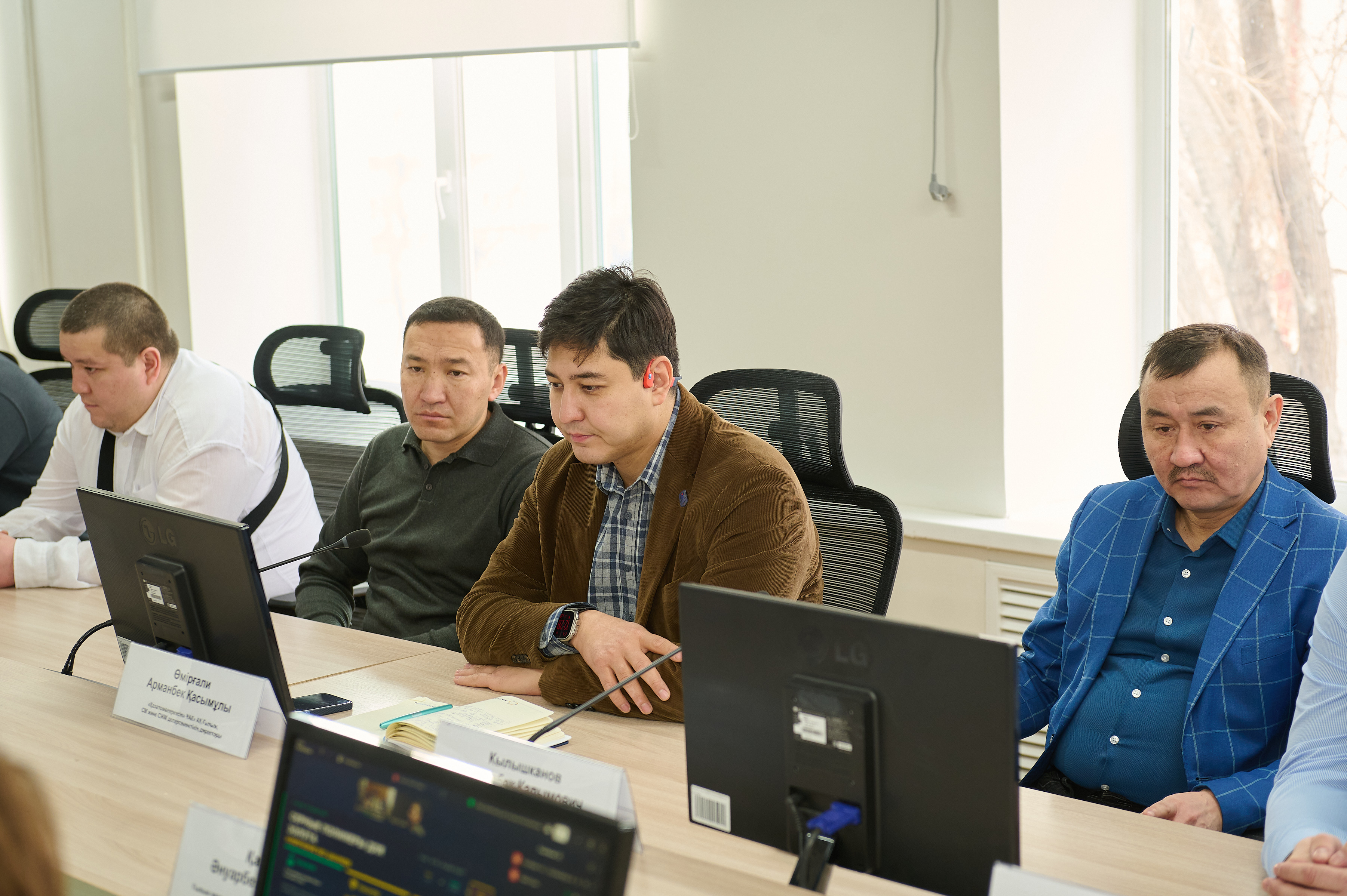 Kozybayev University посетила делегация АО «КазАтомПром»
