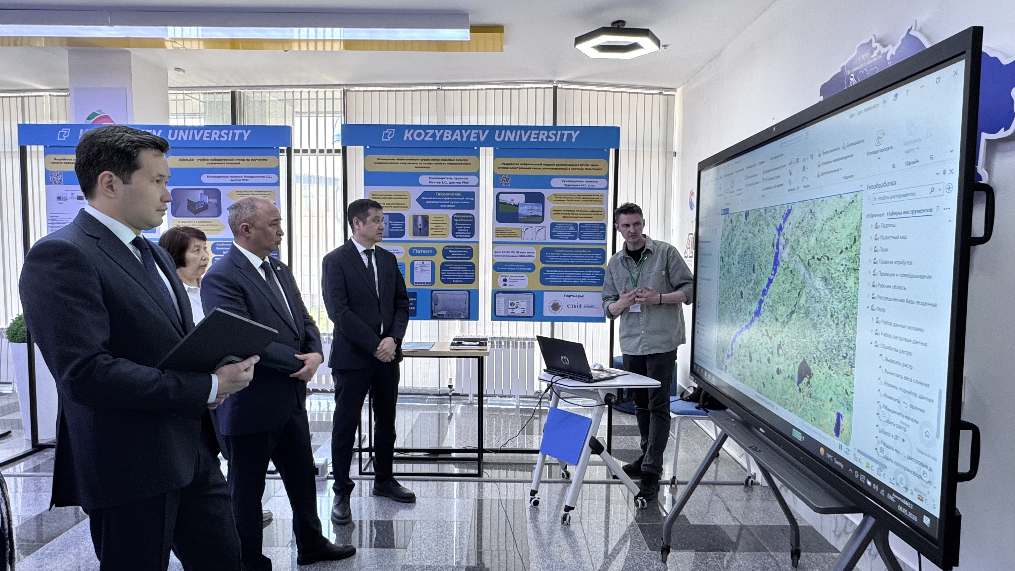 Спутники в реальном времени и дроны с ИИ: новые проекты Kozybayev University