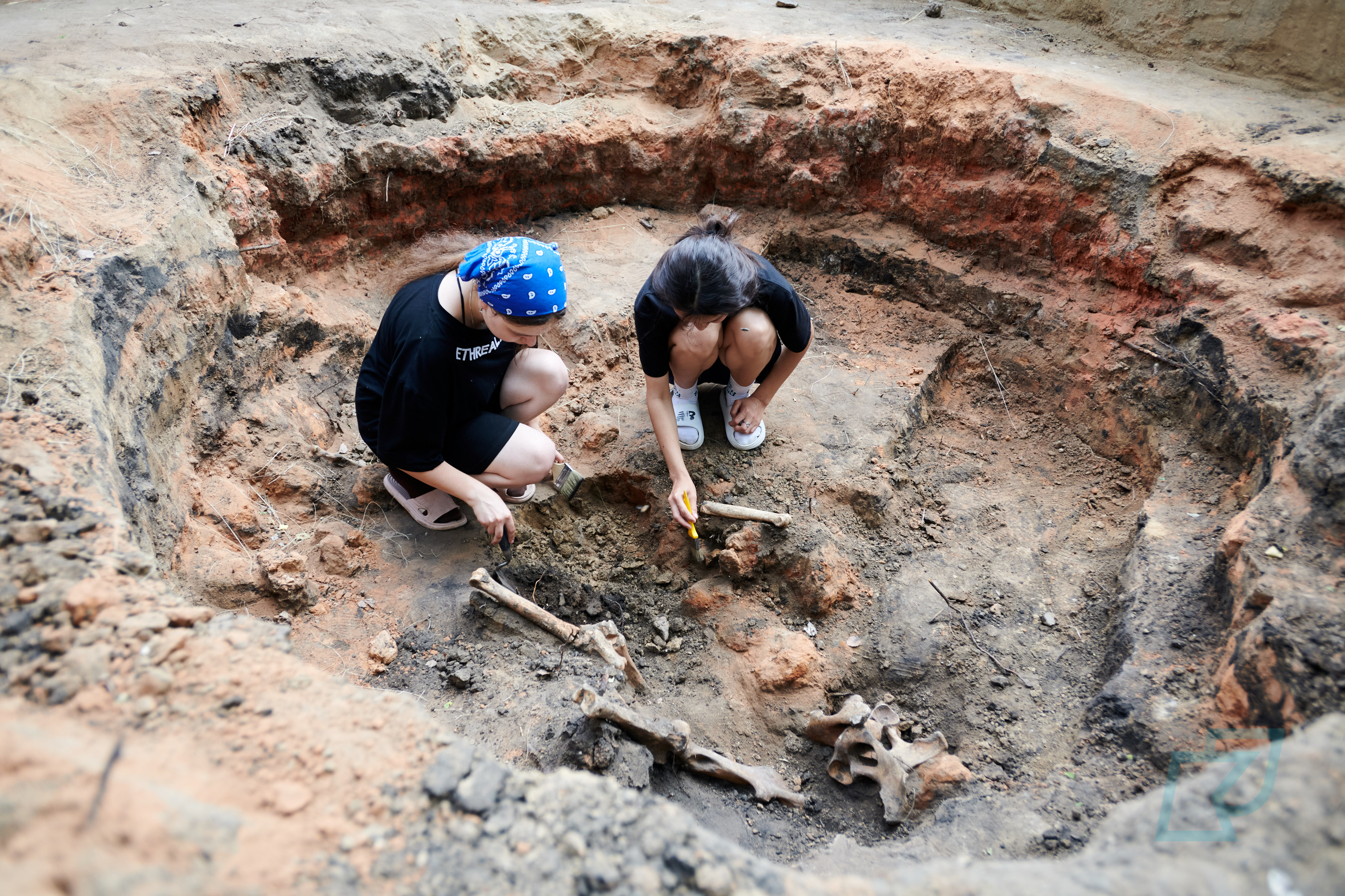 NEW GOLDEN HORDE-EPOCH EVIDENCE DISCOVERED AT THE AK-IRIY ANCIENT SETTLEMENT