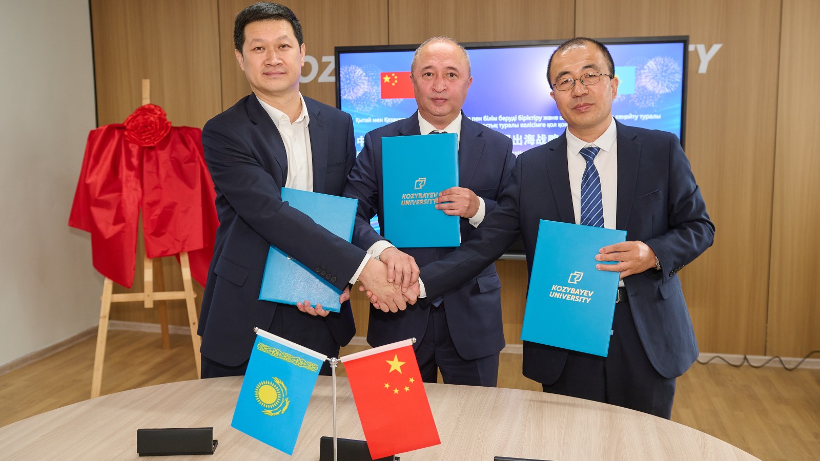 Kozybayev University және қытайлық серіктестер жаңа өндірістерге мамандар даярлауды бастайды