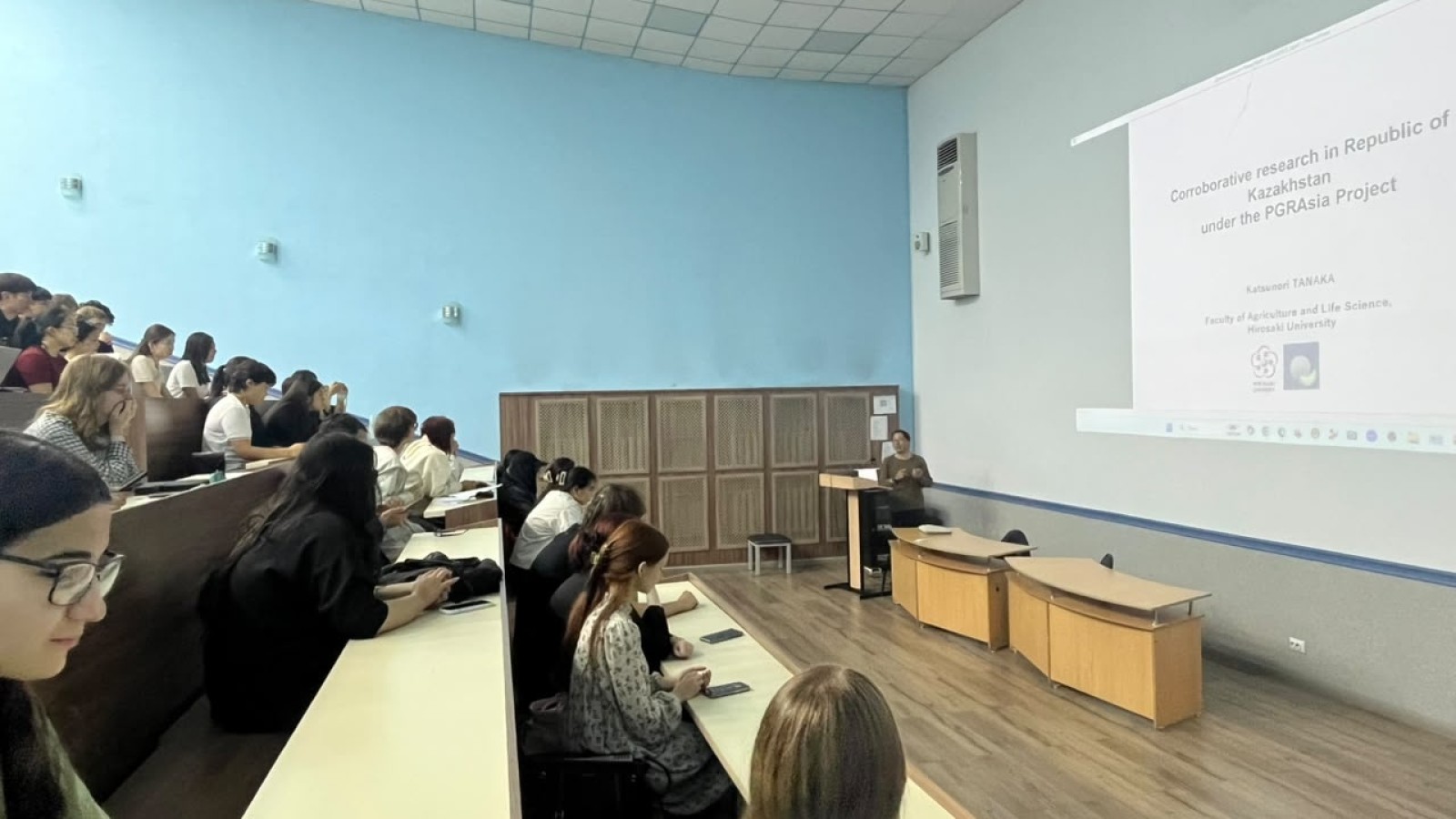 Жапониялық ғалым студенттерге өсімдіктердің генетикалық ресурстарын зерттеу нәтижелерімен бөлісті